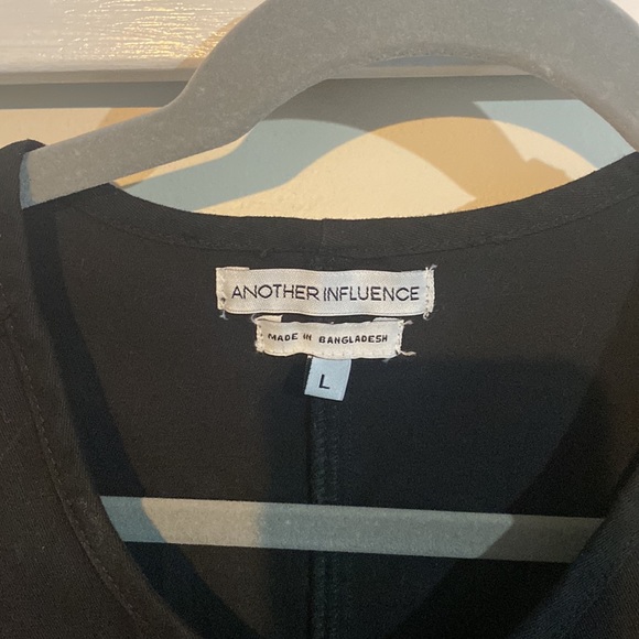 Mens Vest - Picture 2 of 4